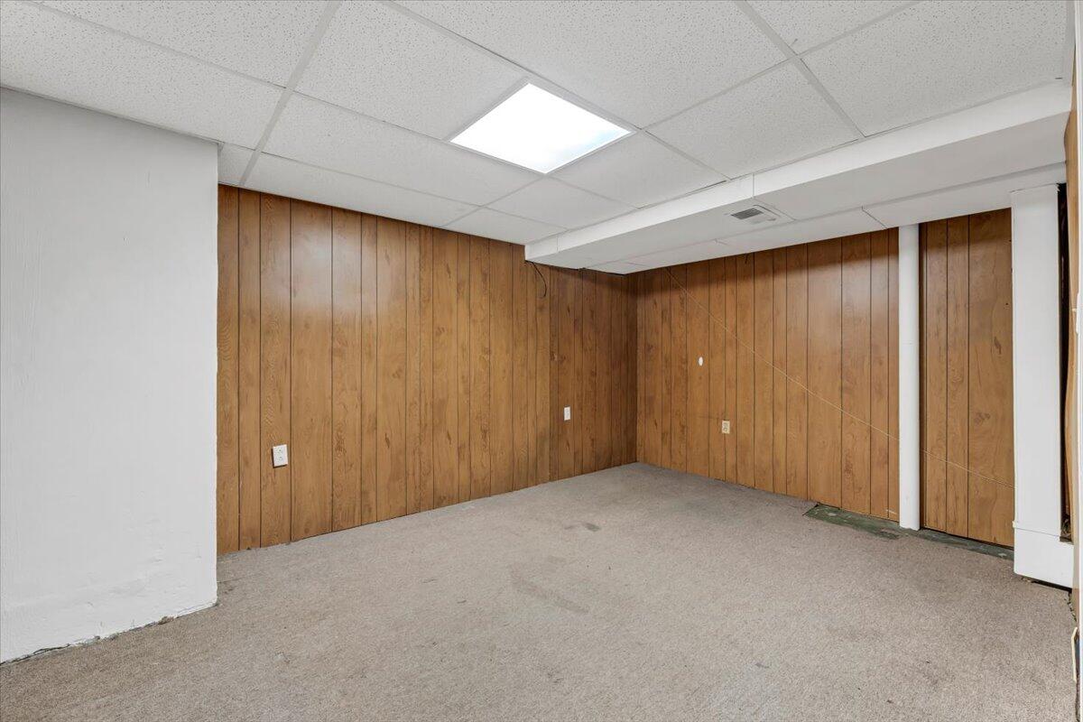 220 Frontier Road Northeast Roanoke, VA 24012 - Photo 42 of 46 24-MIB03197