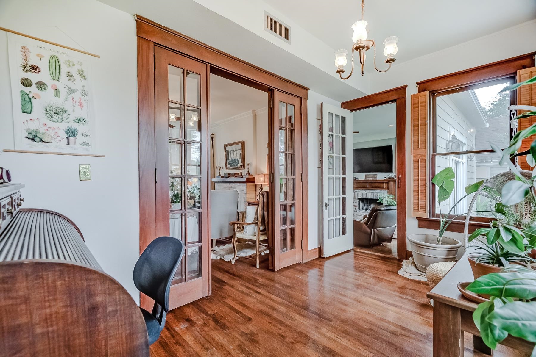 2425 Ashley Street Beaumont, TX 77702 - Photo 11 of 35