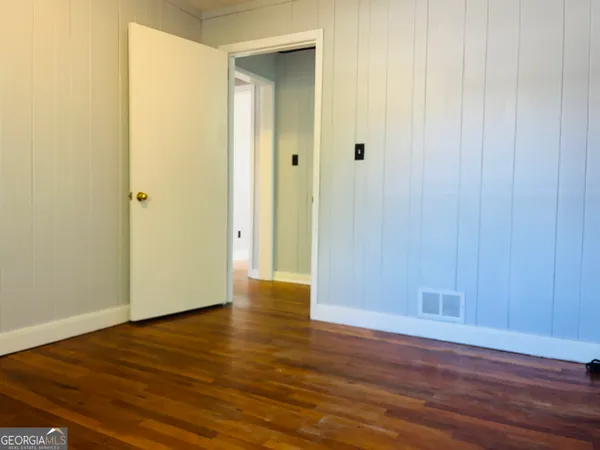 $999 | 406 East Main Street, Hogansville, GA 30230
