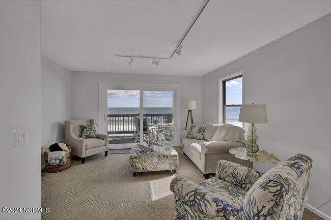 1928 New River Inlet Road, Unit 216 North Topsail Beach, NC 28460 - Photo 15 of 43 011_6q7a1276