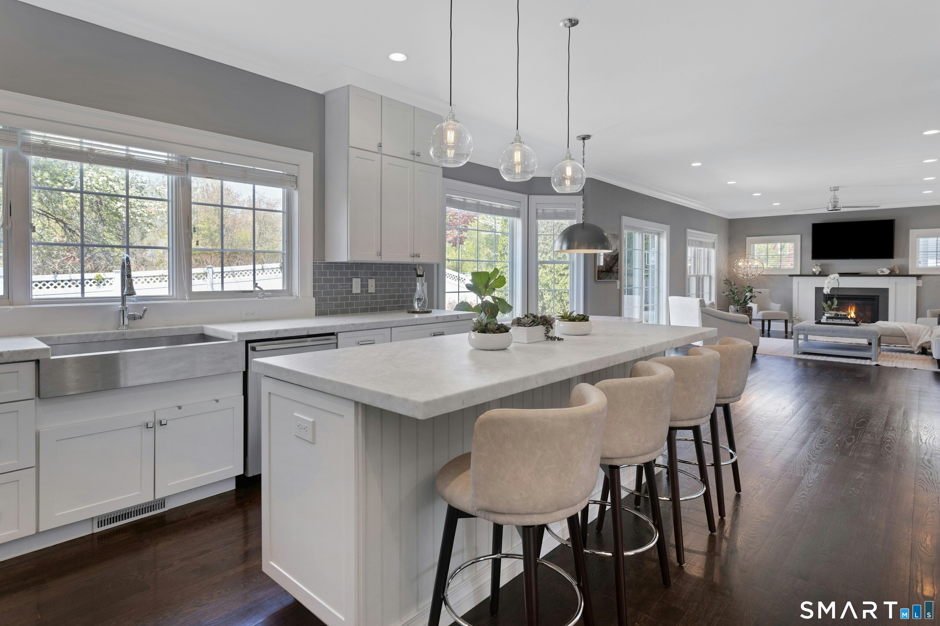 692 Stillson Road Fairfield, CT 06824 - Photo 14 of 39