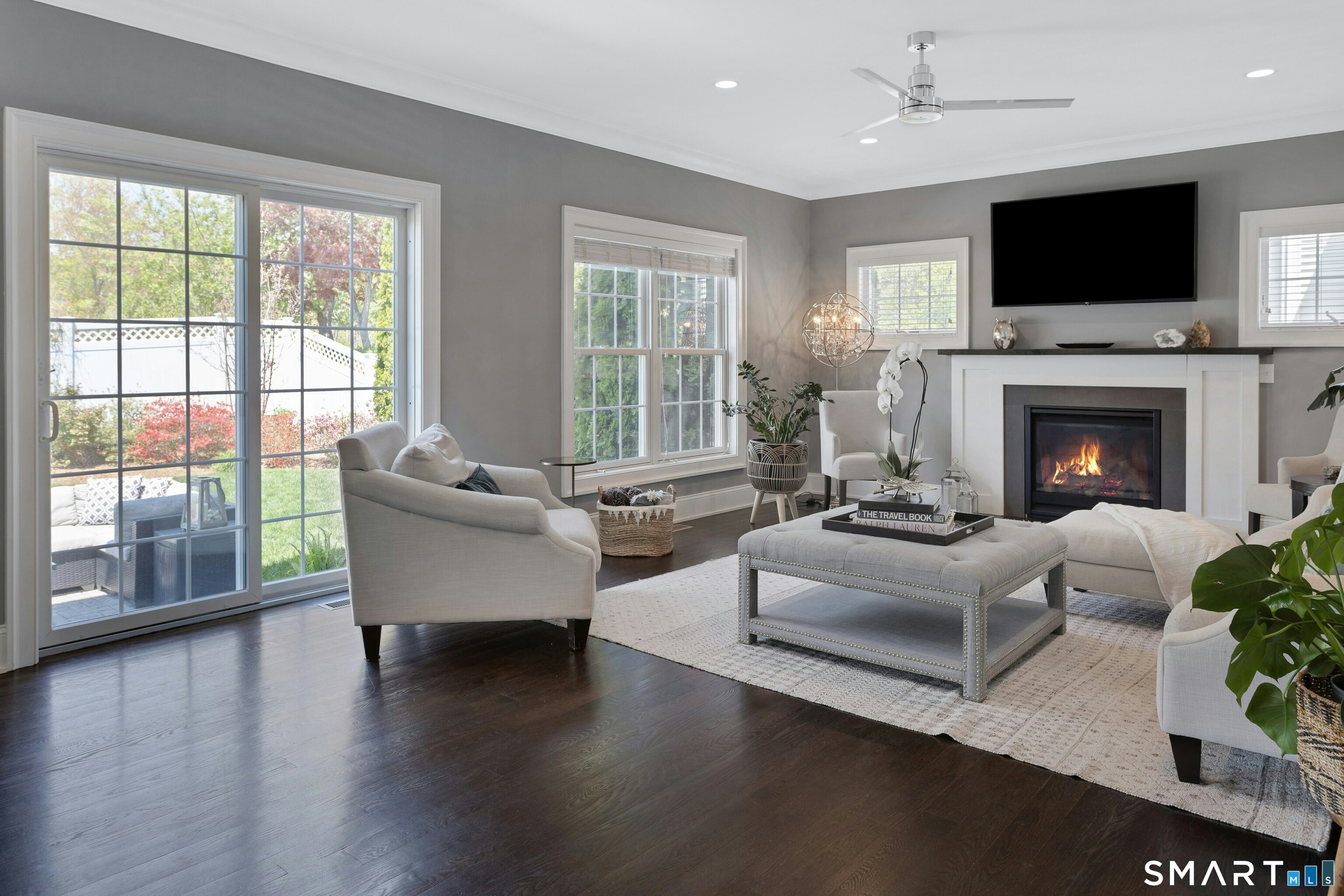 692 Stillson Road Fairfield, CT 06824 - Photo 17 of 39