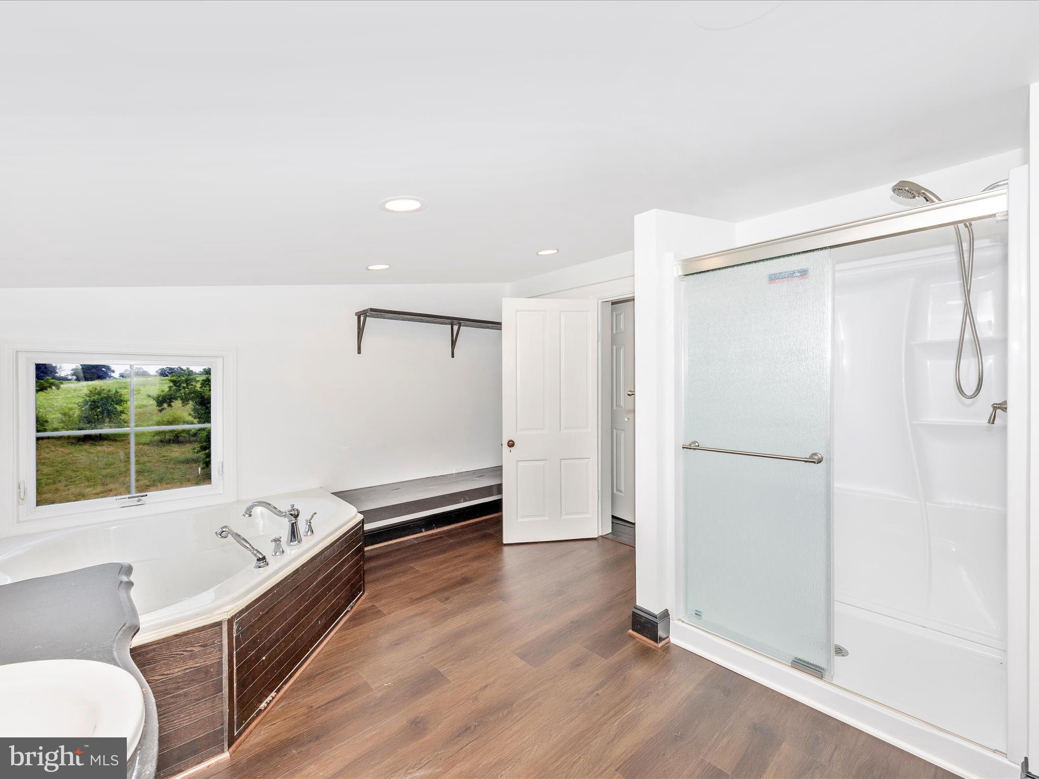 10534 Cook Brothers Road Ijamsville, MD 21754 - Photo 21 of 36 Primary Bathroom