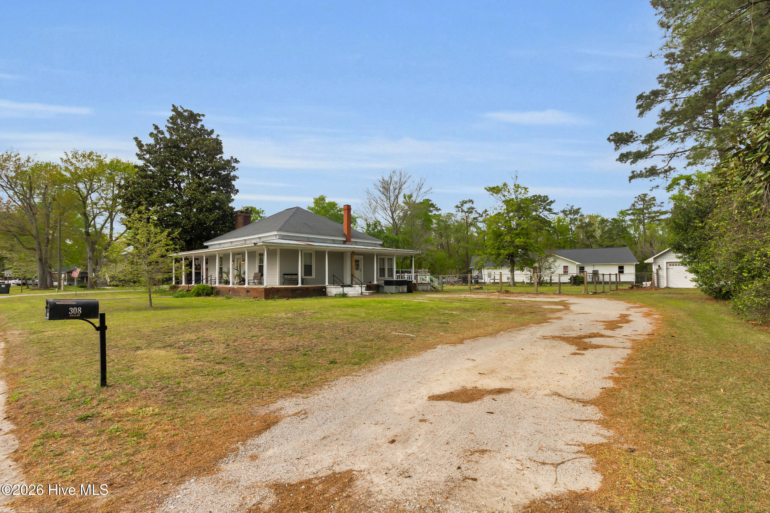 308 Pollock Street Pollocksville, NC 28573 - Photo 36 of 45 29_37