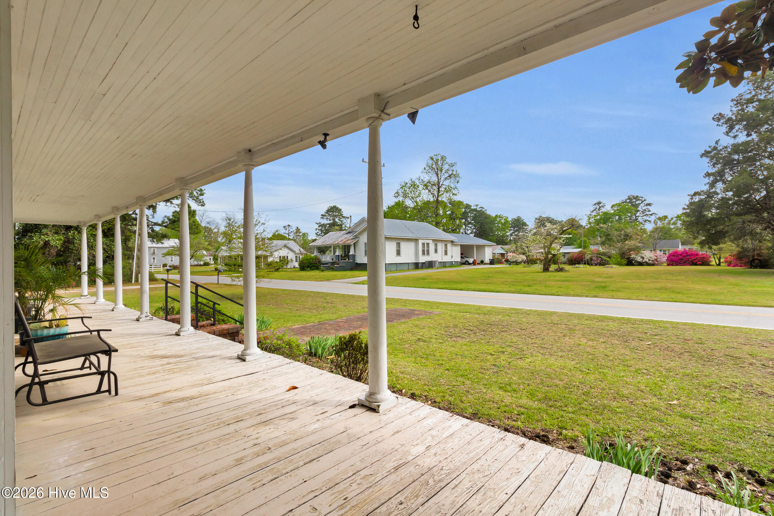 308 Pollock Street Pollocksville, NC 28573 - Photo 2 of 48 Wrap around porch-front