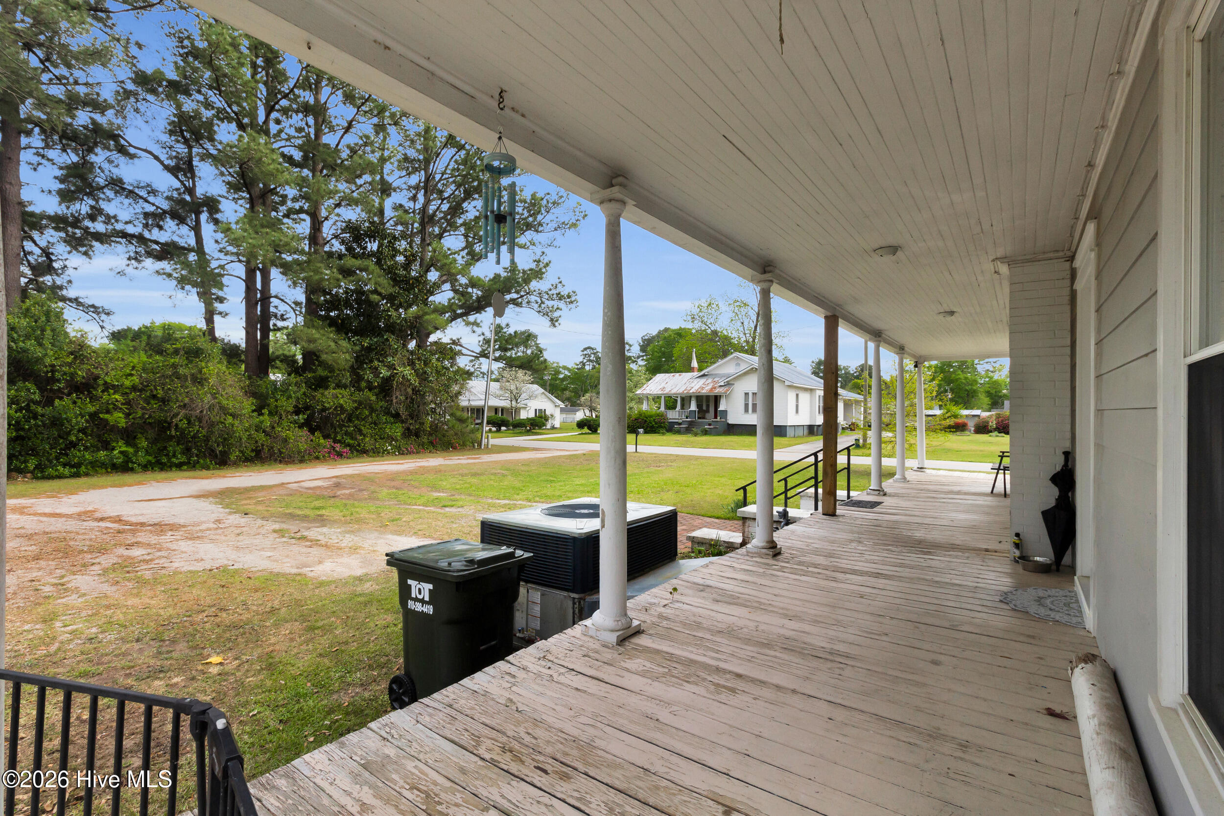 308 Pollock Street Pollocksville, NC 28573 - Photo 3 of 48 Wrap around porch-driveway side