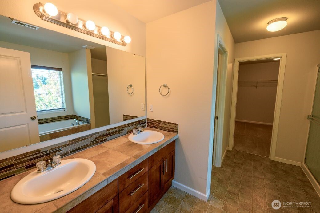 7277 Radius Loop Southeast Lacey, WA 98513 - Photo 19 of 36 Gallery Image 19