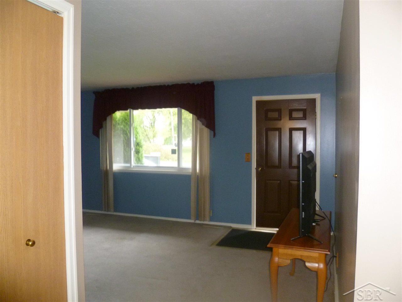 50056849-6.JPG