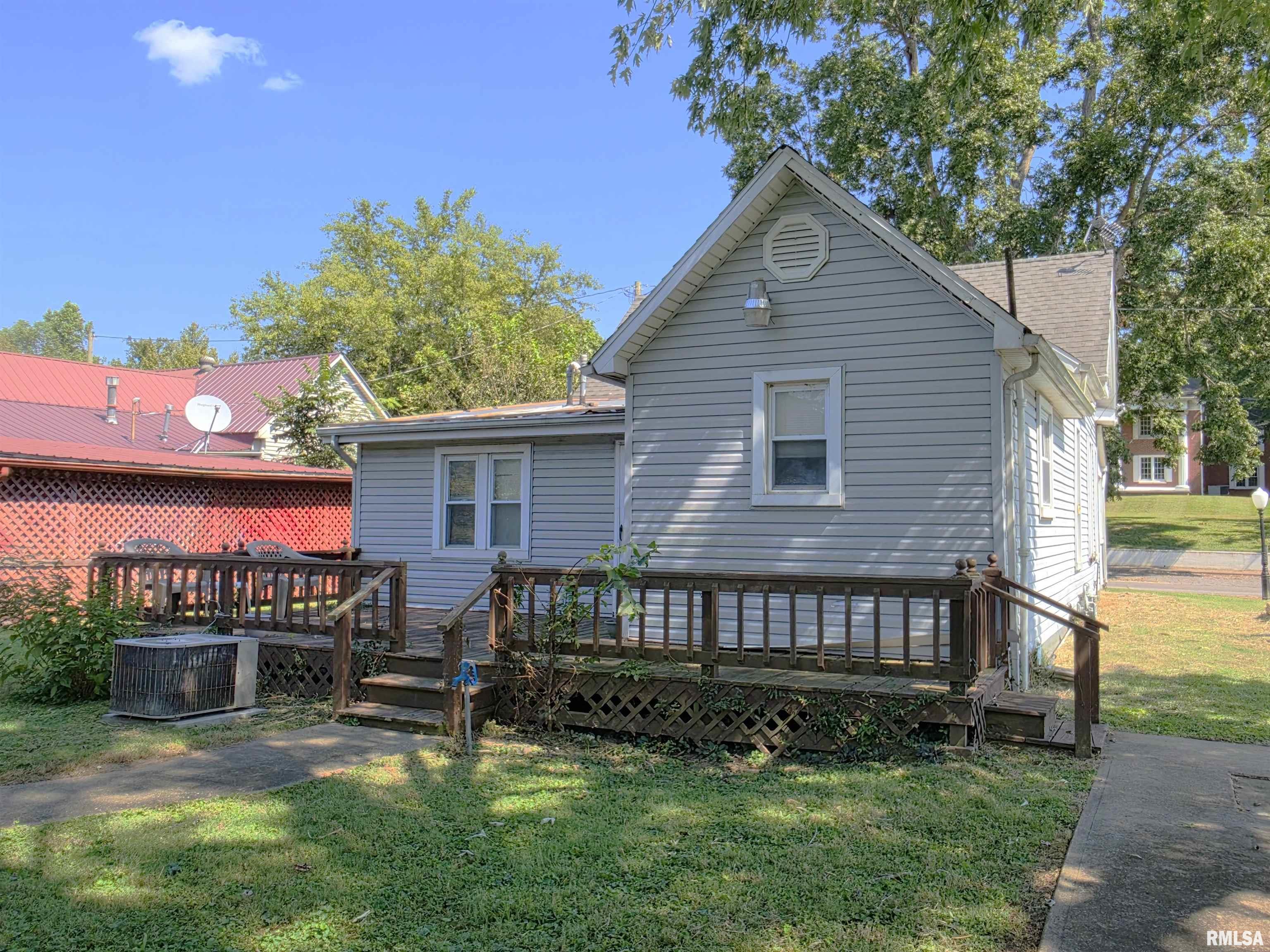 330 Canal Street Cave In Rock, IL 62919 - Photo 2 of 36 Gallery Image 2