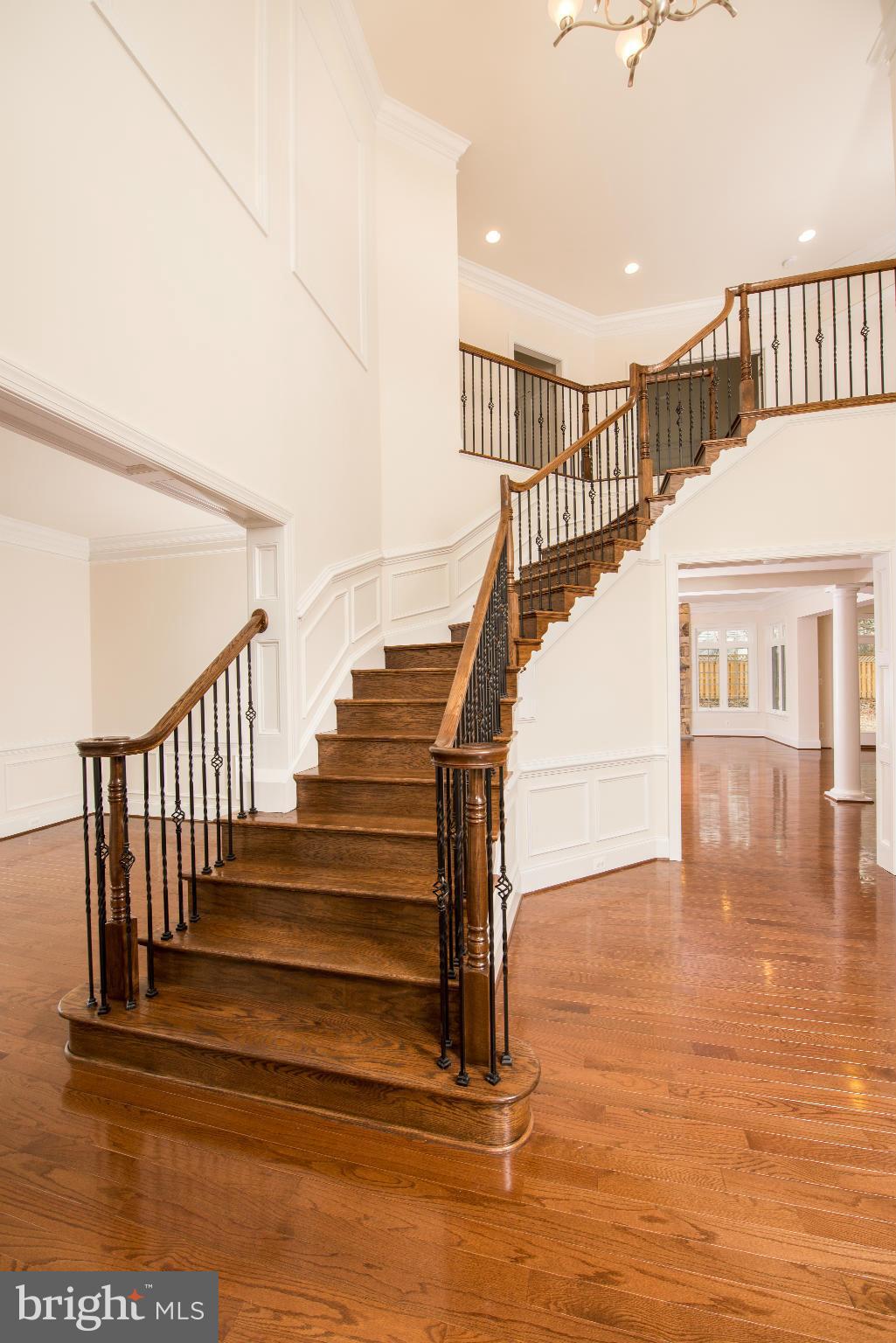 10002 Courthouse Road Vienna, VA 22181 - Photo 2 of 27 Interior (General)