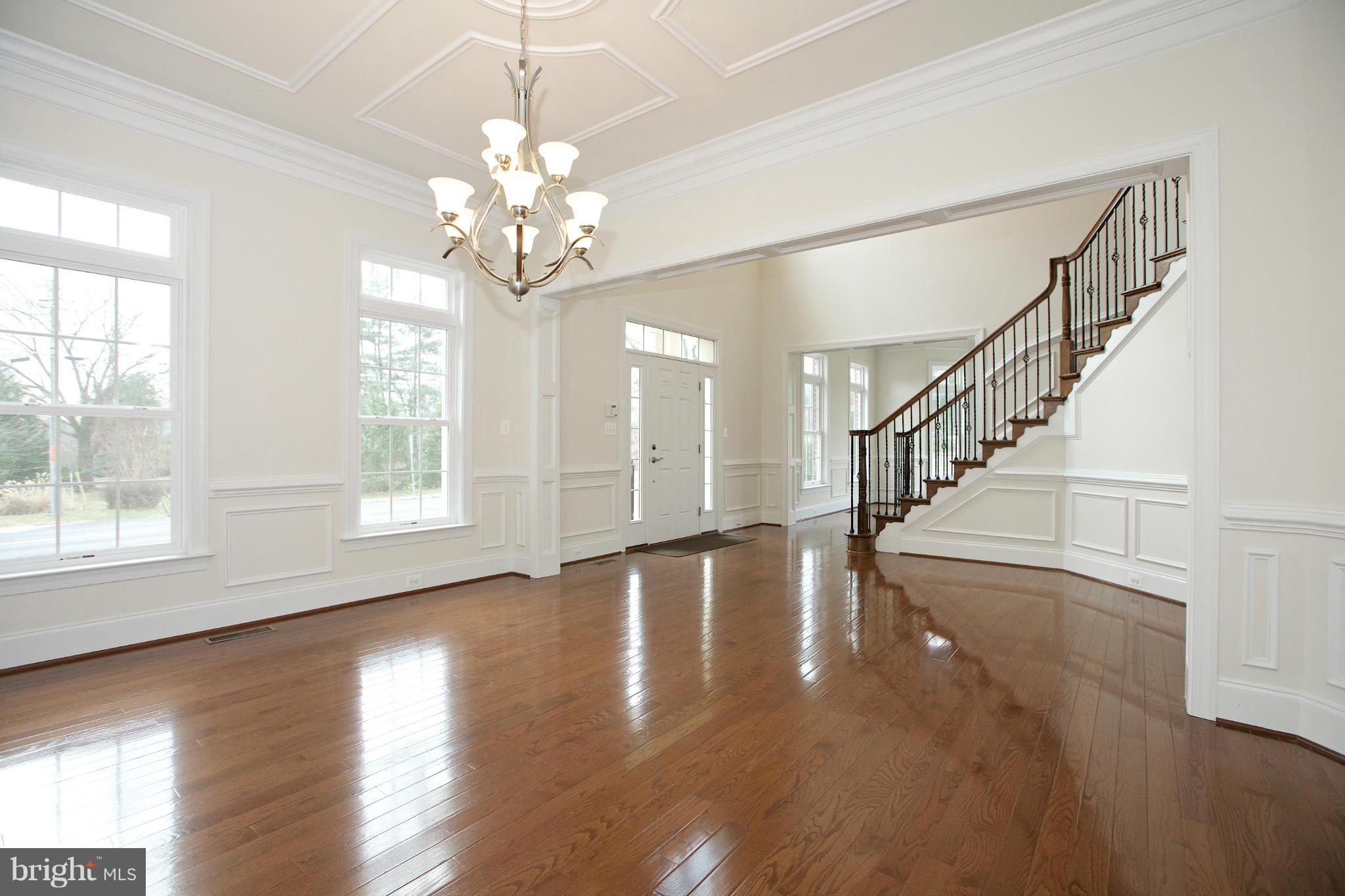 10002 Courthouse Road Vienna, VA 22181 - Photo 7 of 27 Dining Room