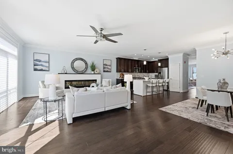 $689,000 | 43565 Michigan Square, Leesburg, VA 20176