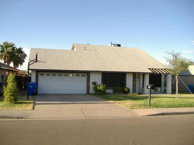 4326 East Vineyard Road Phoenix, AZ 85042 - Photo 1 of 4 Primary Photo