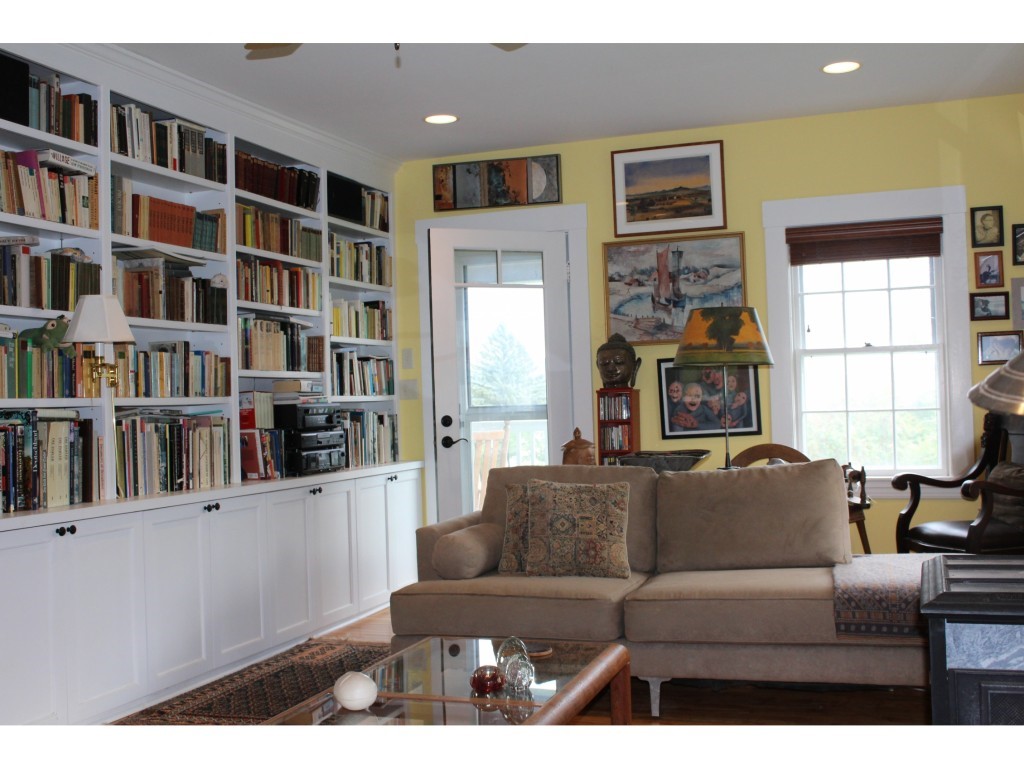 57 Academy Road Thetford, VT 05075 - Photo 9 of 25