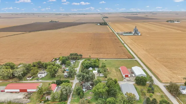 $185,000 | 208 County Road 1790 North, Onarga, IL 60955