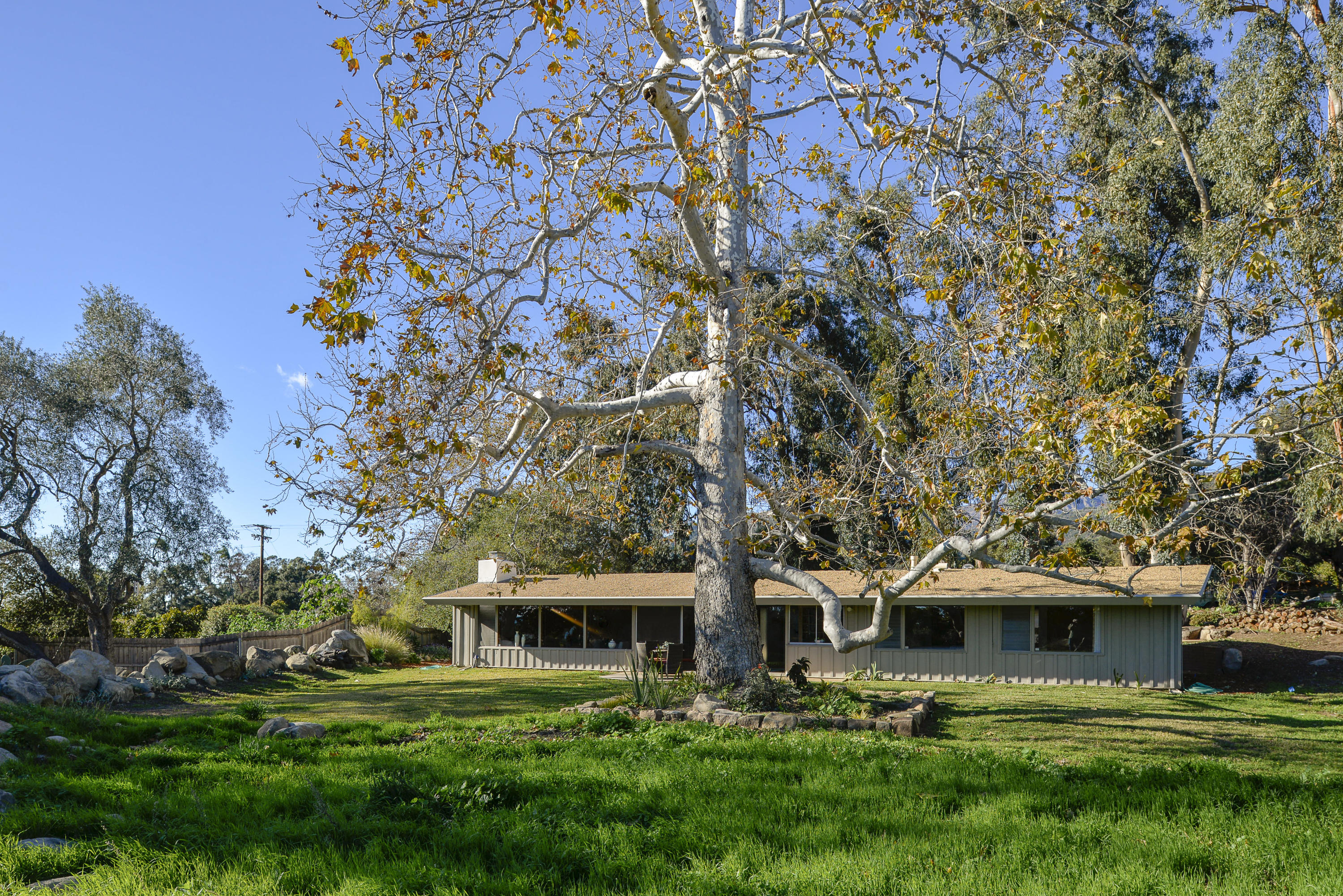 1726 Santa Monica Road Carpinteria, CA 93013 - Photo 3 of 21 BackYard2
