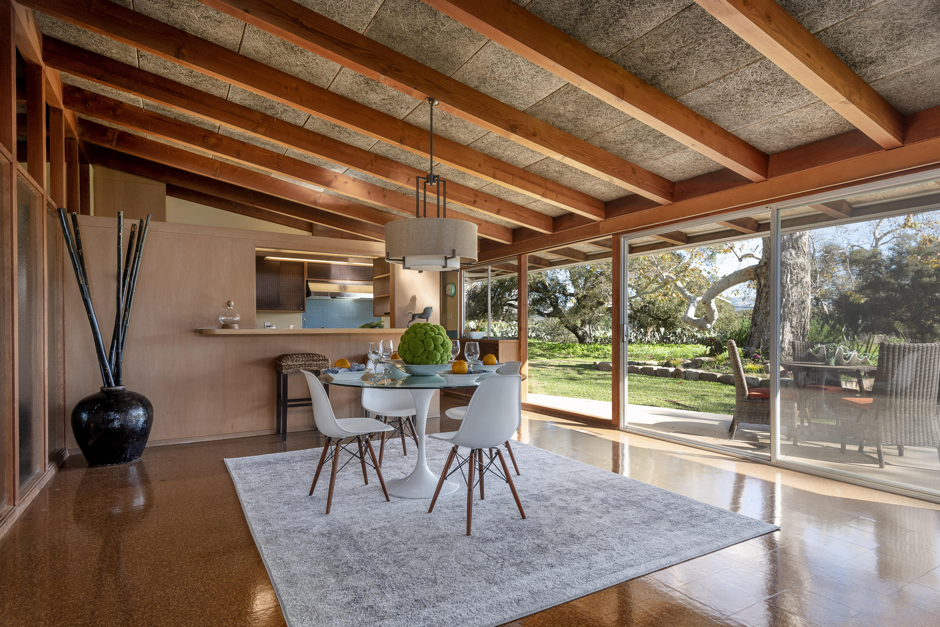1726 Santa Monica Road Carpinteria, CA 93013 - Photo 8 of 21 Dining
