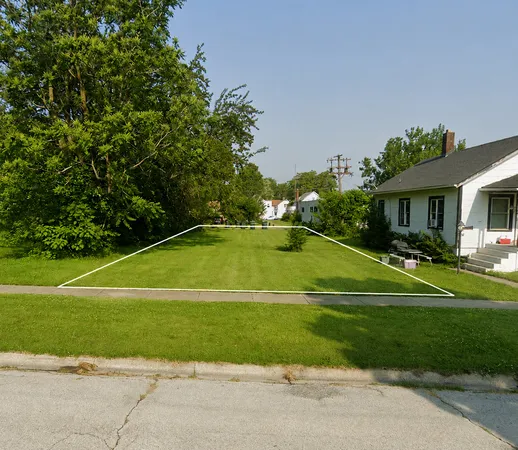 $9,000 | 443 North Rosewood Avenue, Kankakee, IL 60901