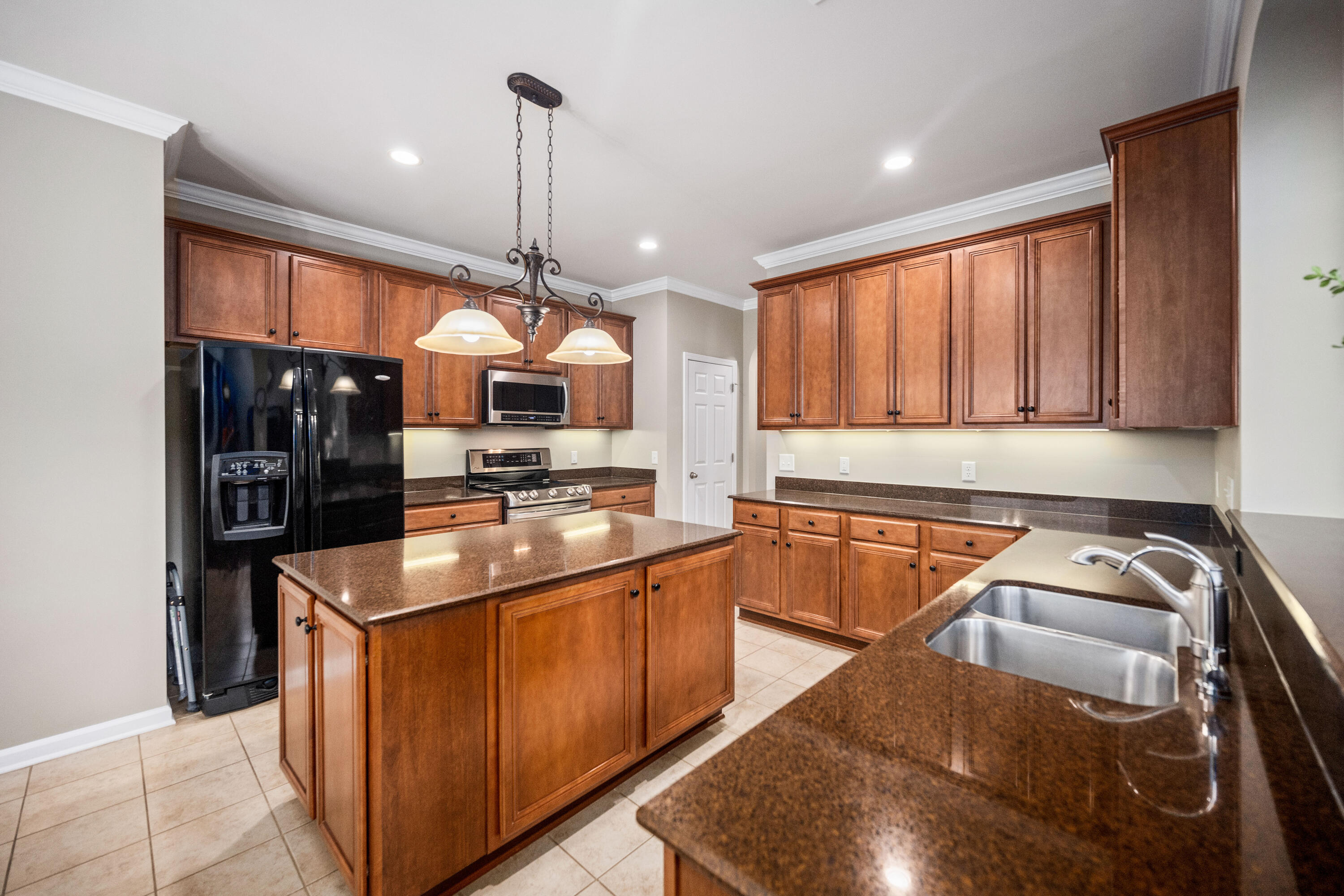 379 Decatur Drive Summerville, SC 29486 - Photo 16 of 51 Kitchen
