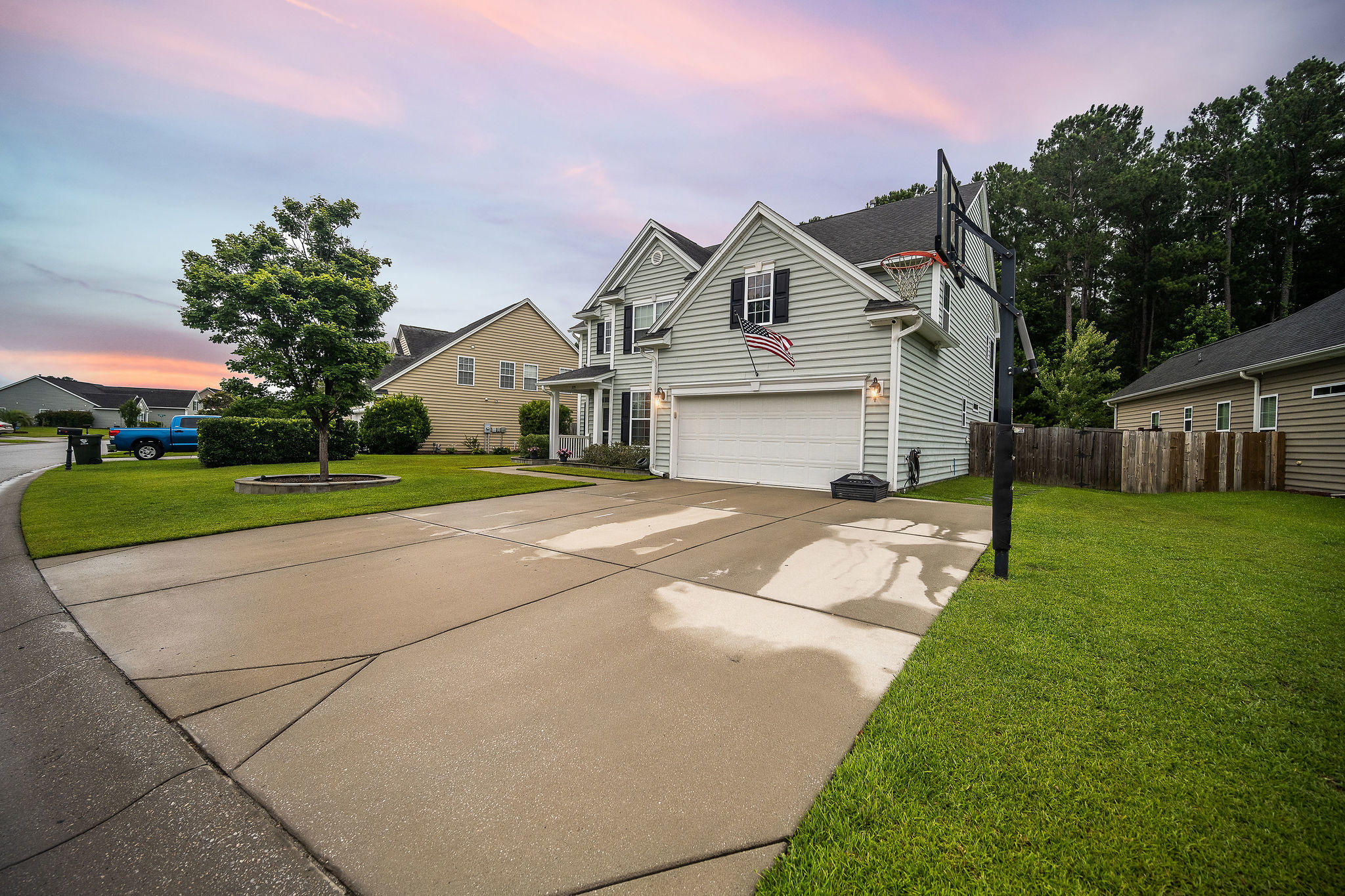 379 Decatur Drive Summerville, SC 29486 - Photo 3 of 51 Front Outside