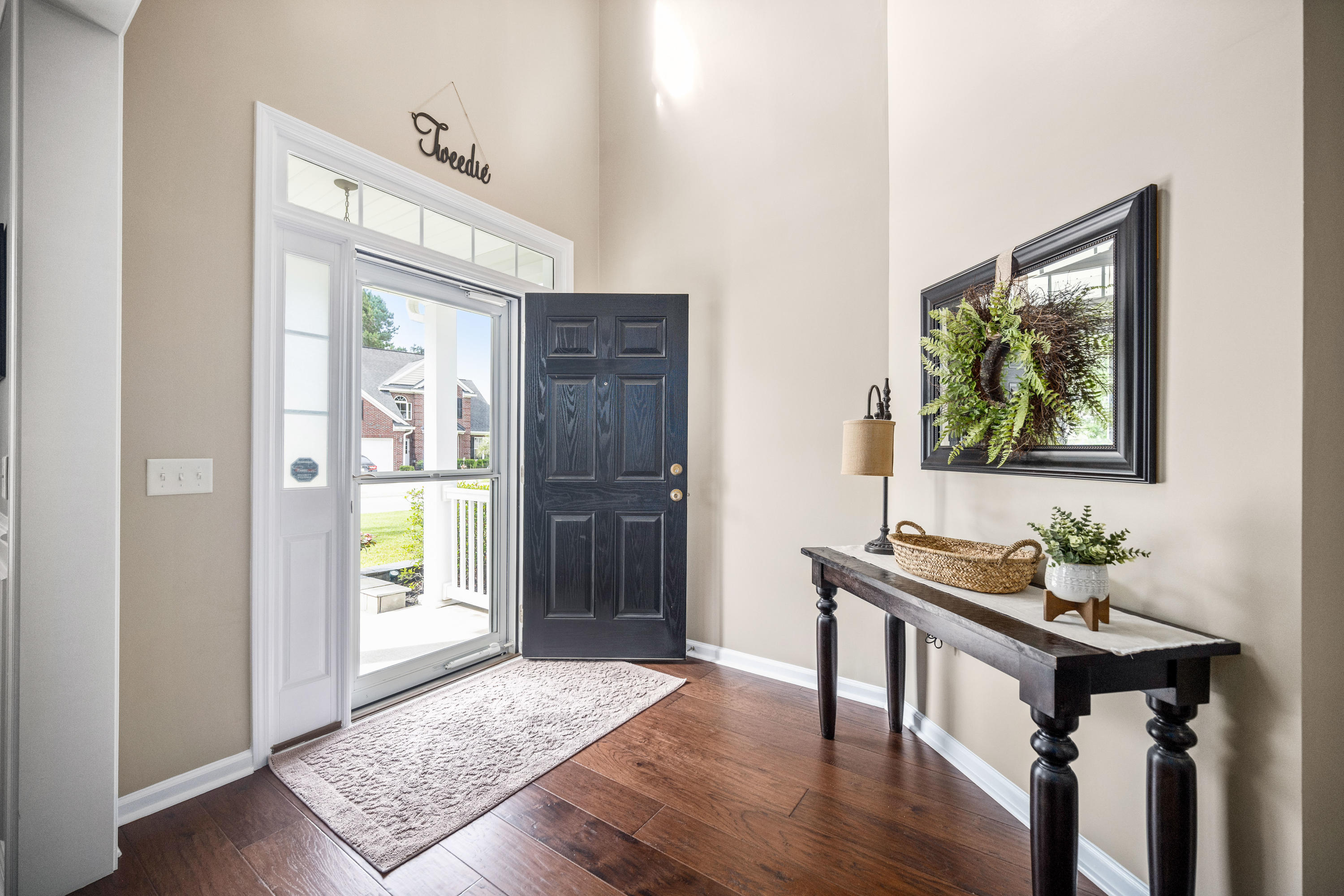 379 Decatur Drive Summerville, SC 29486 - Photo 5 of 51 Entry