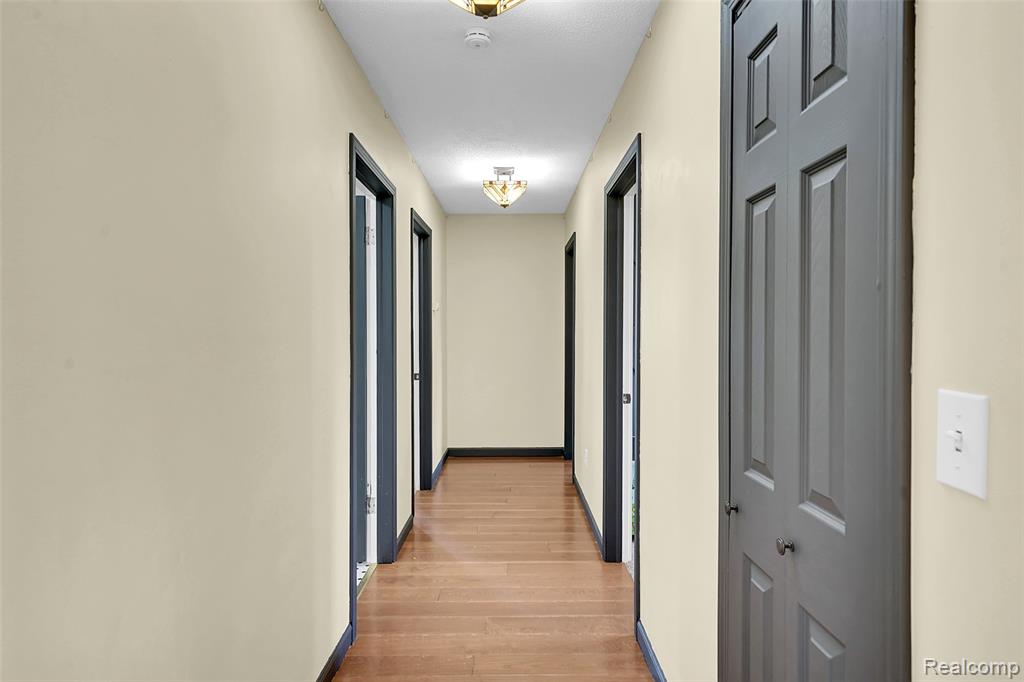 5191 Pratt Road Metamora, MI 48455 - Photo 14 of 26 Gallery Image 14