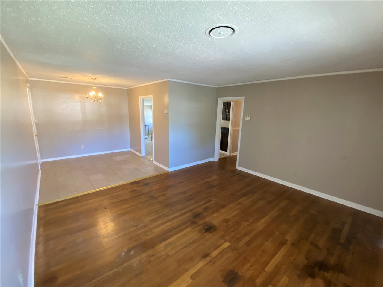 1711 South Perkins Road Memphis, TN 38117 - Photo 4 of 18