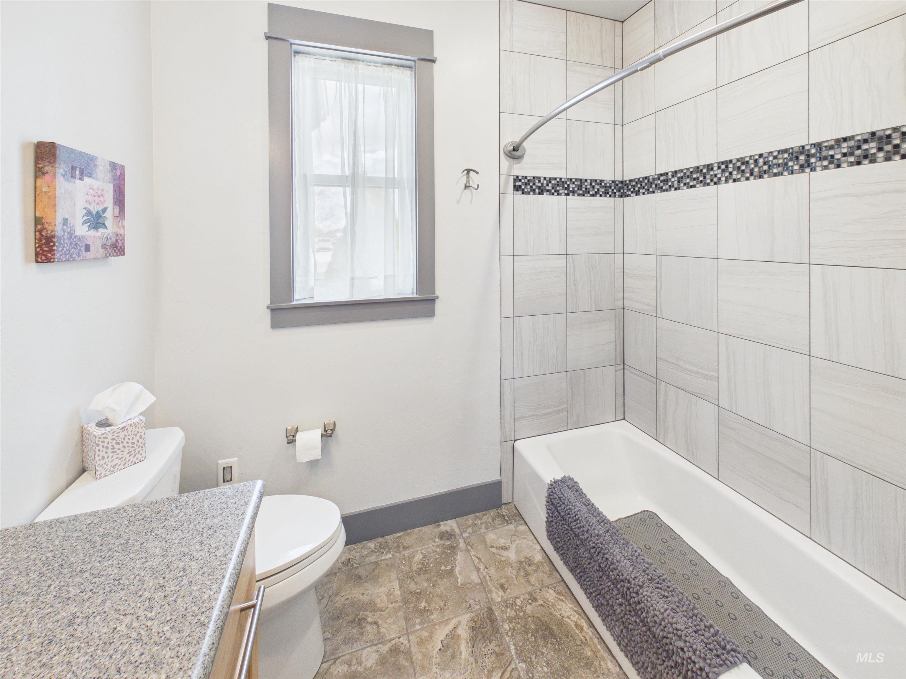 503 Heron Way Rupert, ID 83350 - Photo 25 of 49 Full bathroom featuring shower / bathtub combination and vanity