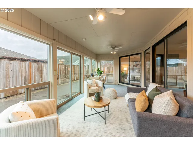 $485,000 | 2315 Northeast 156th Place, Portland, OR 97230