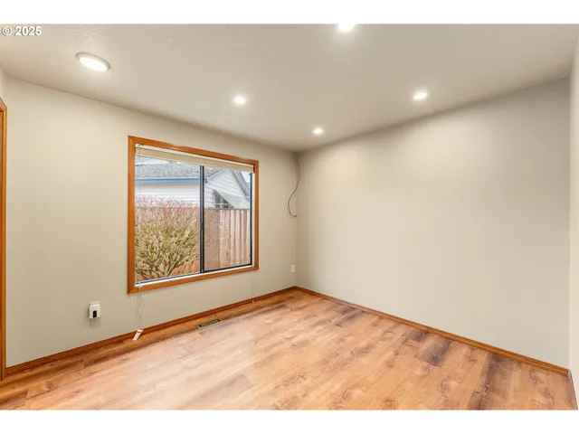 $485,000 | 2315 Northeast 156th Place, Portland, OR 97230