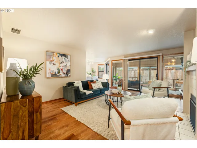 $485,000 | 2315 Northeast 156th Place, Portland, OR 97230