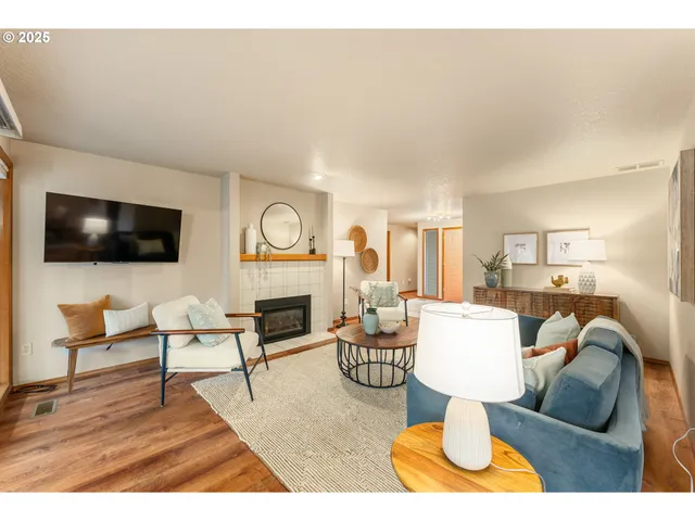 $485,000 | 2315 Northeast 156th Place, Portland, OR 97230