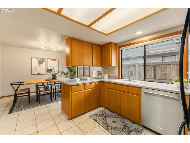 $485,000 | 2315 Northeast 156th Place, Portland, OR 97230