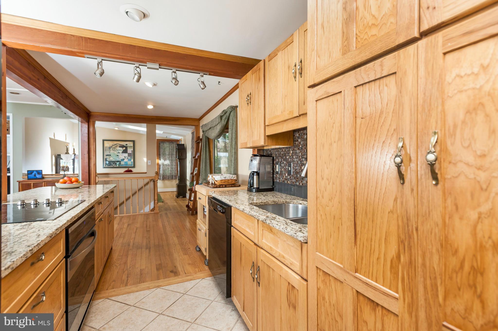 279 Long Point Road Crownsville, MD 21032 - Photo 7 of 19 Kitchen
