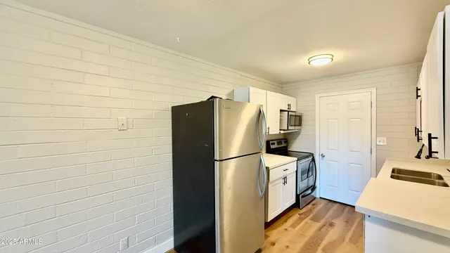 $1,149 | 6044 North 21st Avenue, Unit 4, Phoenix, AZ 85015