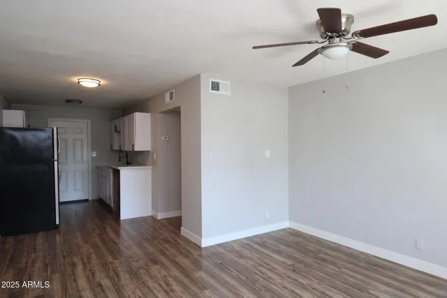 $1,149 | 6044 North 21st Avenue, Unit 4, Phoenix, AZ 85015