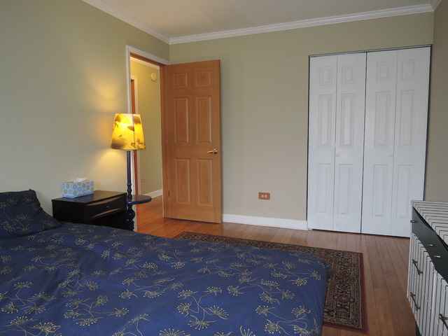 124 East Bailey Road, Unit L Naperville, IL 60565 - Photo 14 of 19 a view of entryway with livingroom