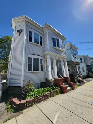 $3,150 | 12 Watts Street, Unit 1, Chelsea, MA 02150