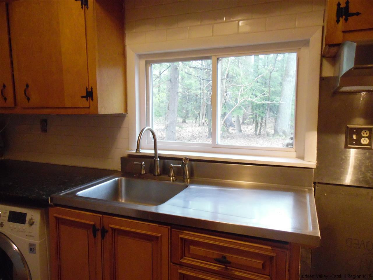 94 River Road New Paltz, NY 12561 - Photo 7 of 17 Photo 7
