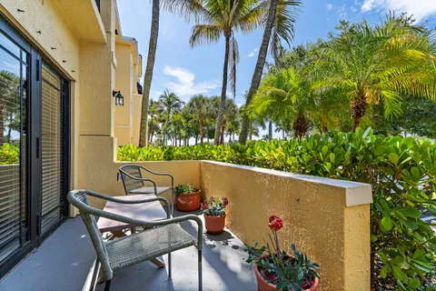 $320,000 | 2915 Tuscany Court, Unit 102, Palm Beach Gardens, FL 33410
