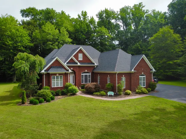 $624,900 | 315 Froedge Drive, Lafayette, TN 37083