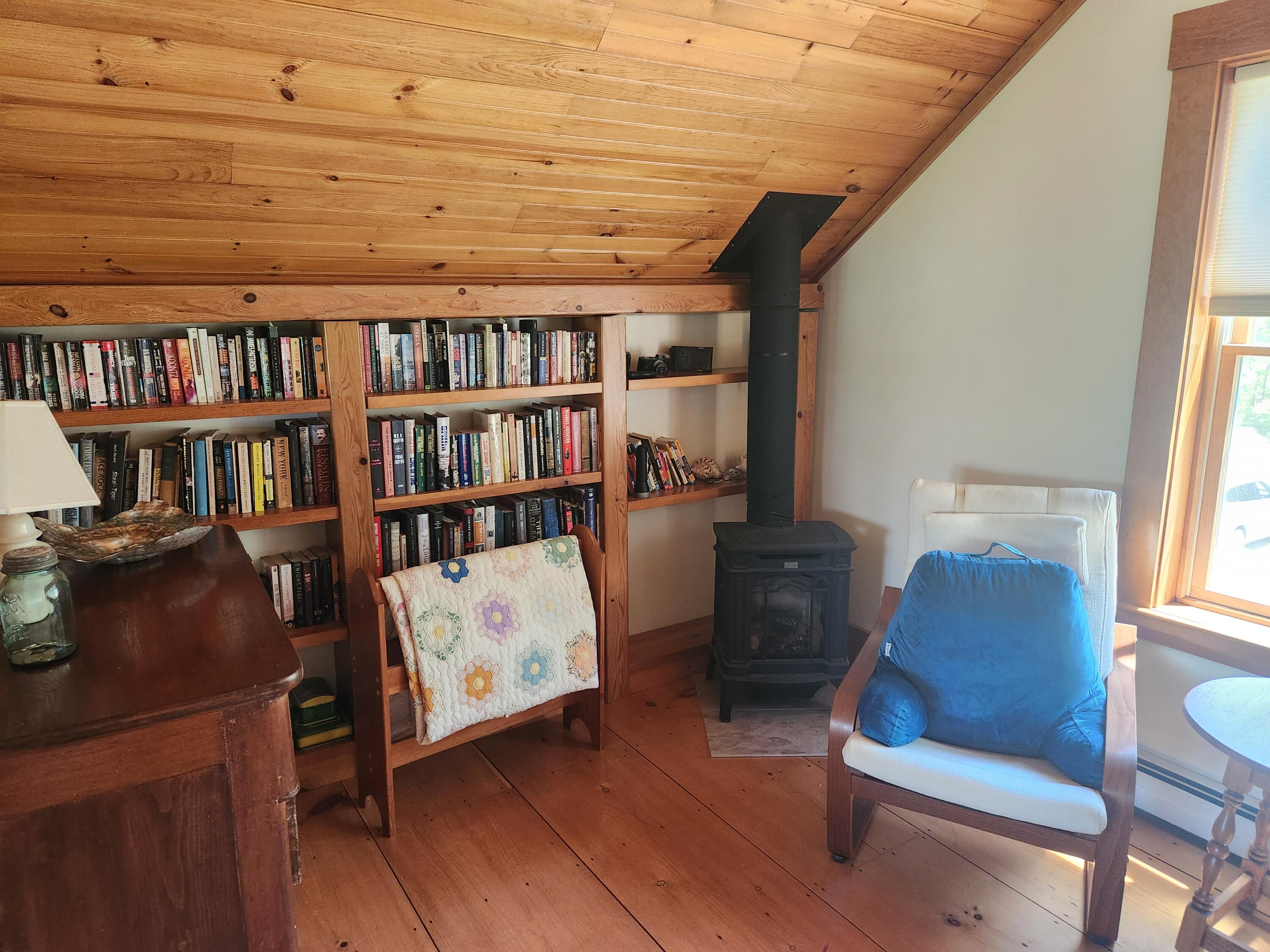 286 Staples Hill Road Canton, ME 04221 - Photo 99 of 118 20260526_115238