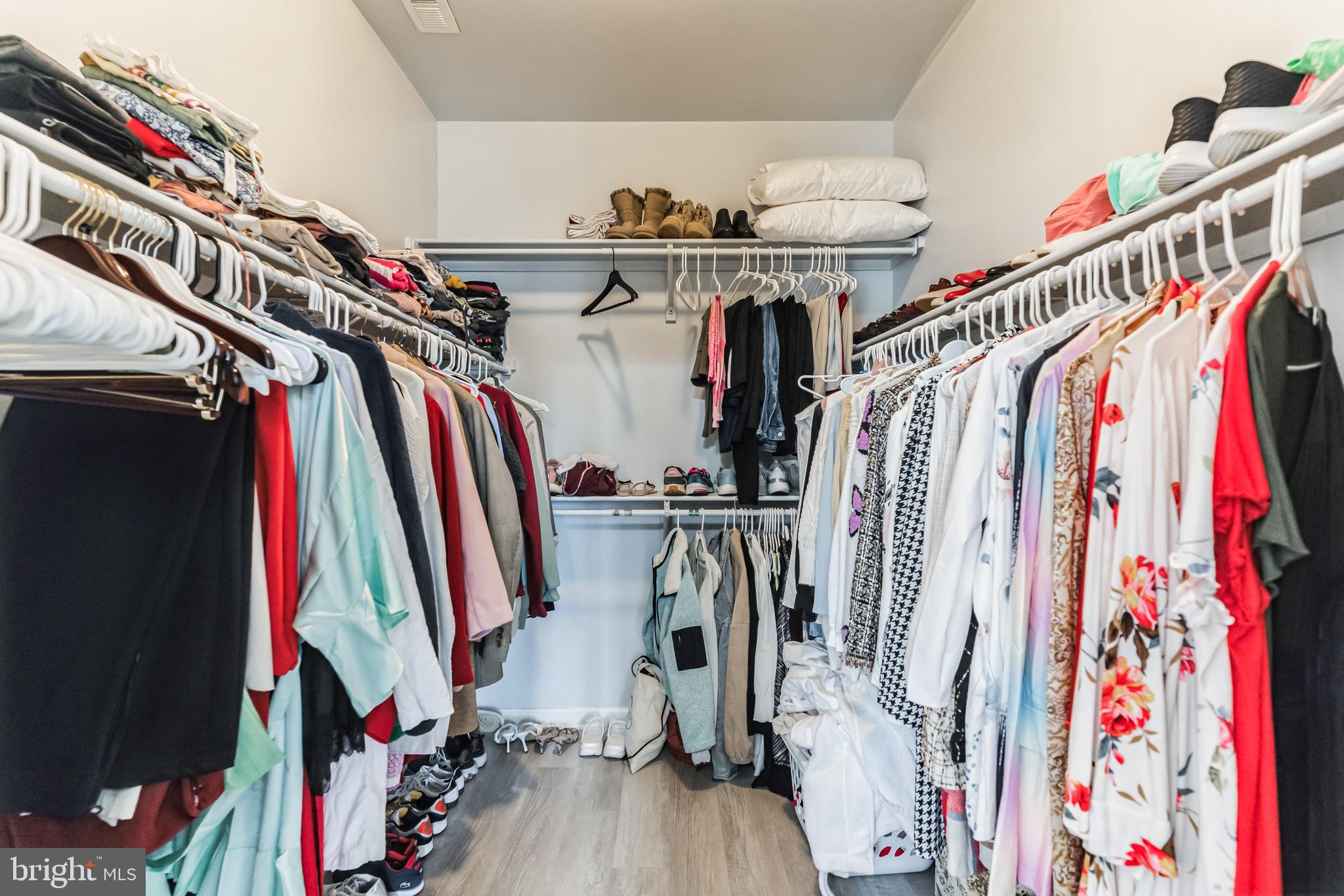140 Ridgeway Street Fredericksburg, VA 22401 - Photo 22 of 33 Walk In Closet