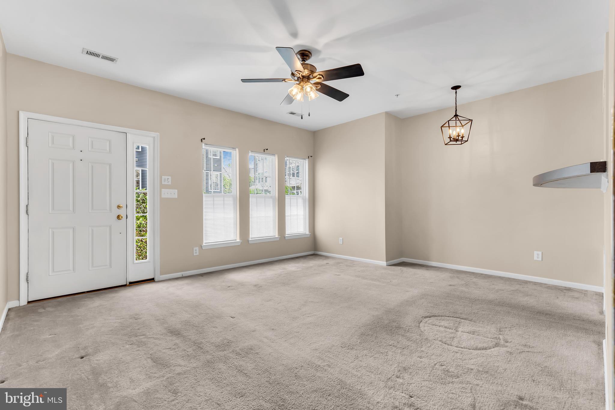 9 River Lane Delanco, NJ 08075 - Photo 5 of 15