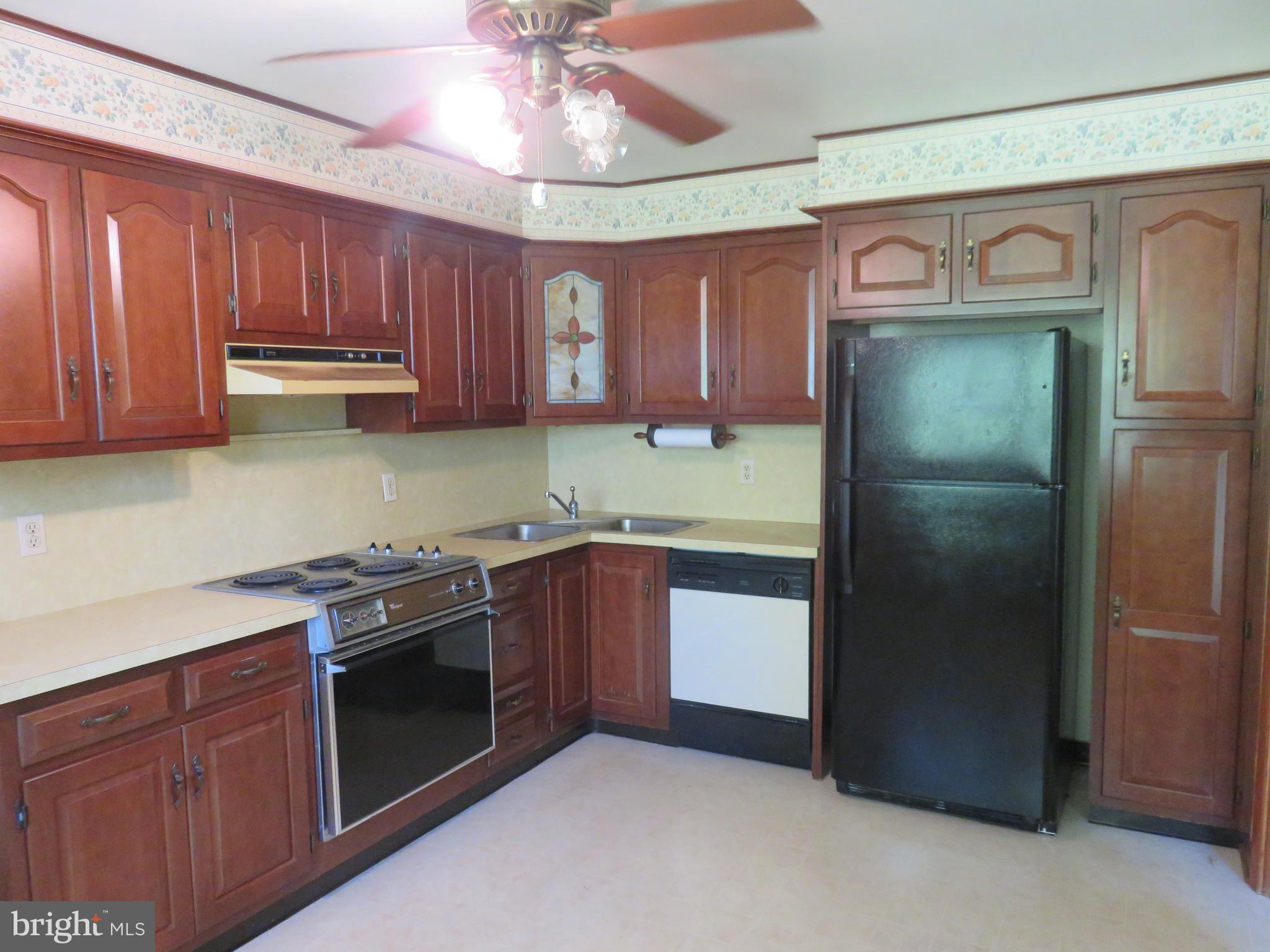 9819 Fox Hill Road Perry Hall, MD 21128 - Photo 7 of 21 TONS OF CABINET SPACE