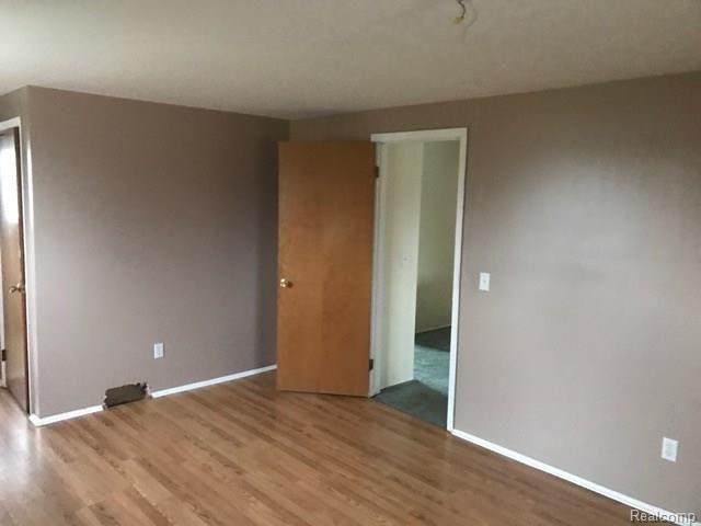 3127 Red Barn Road Flint, MI 48507 - Photo 17 of 49