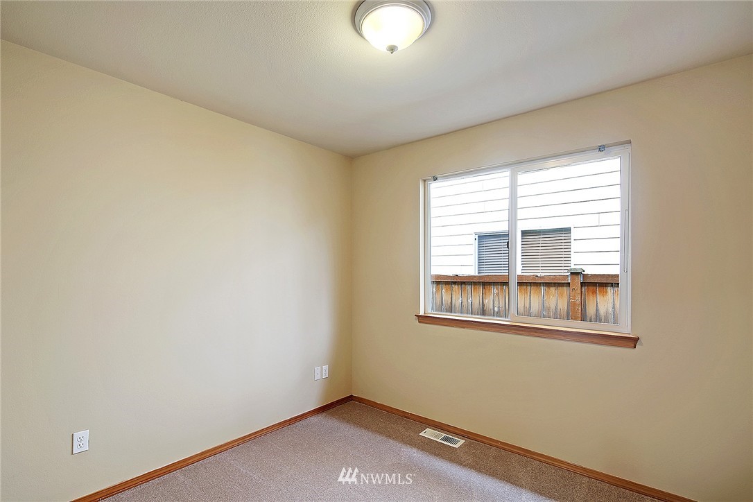 19223 1st Avenue West Bothell, WA 98012 - Photo 14 of 18 Gallery Image 14