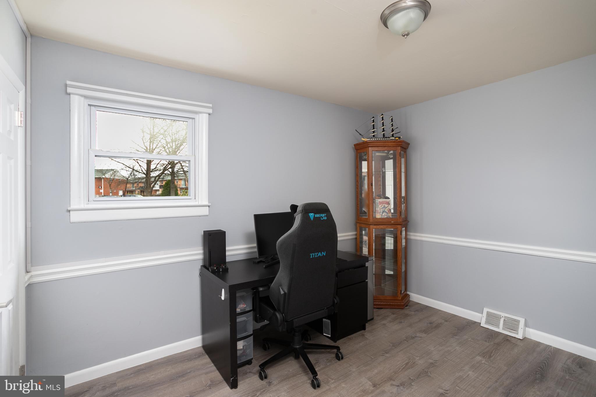 915 Allison Road Burlington, NJ 08016 - Photo 19 of 30 Gallery Image 19