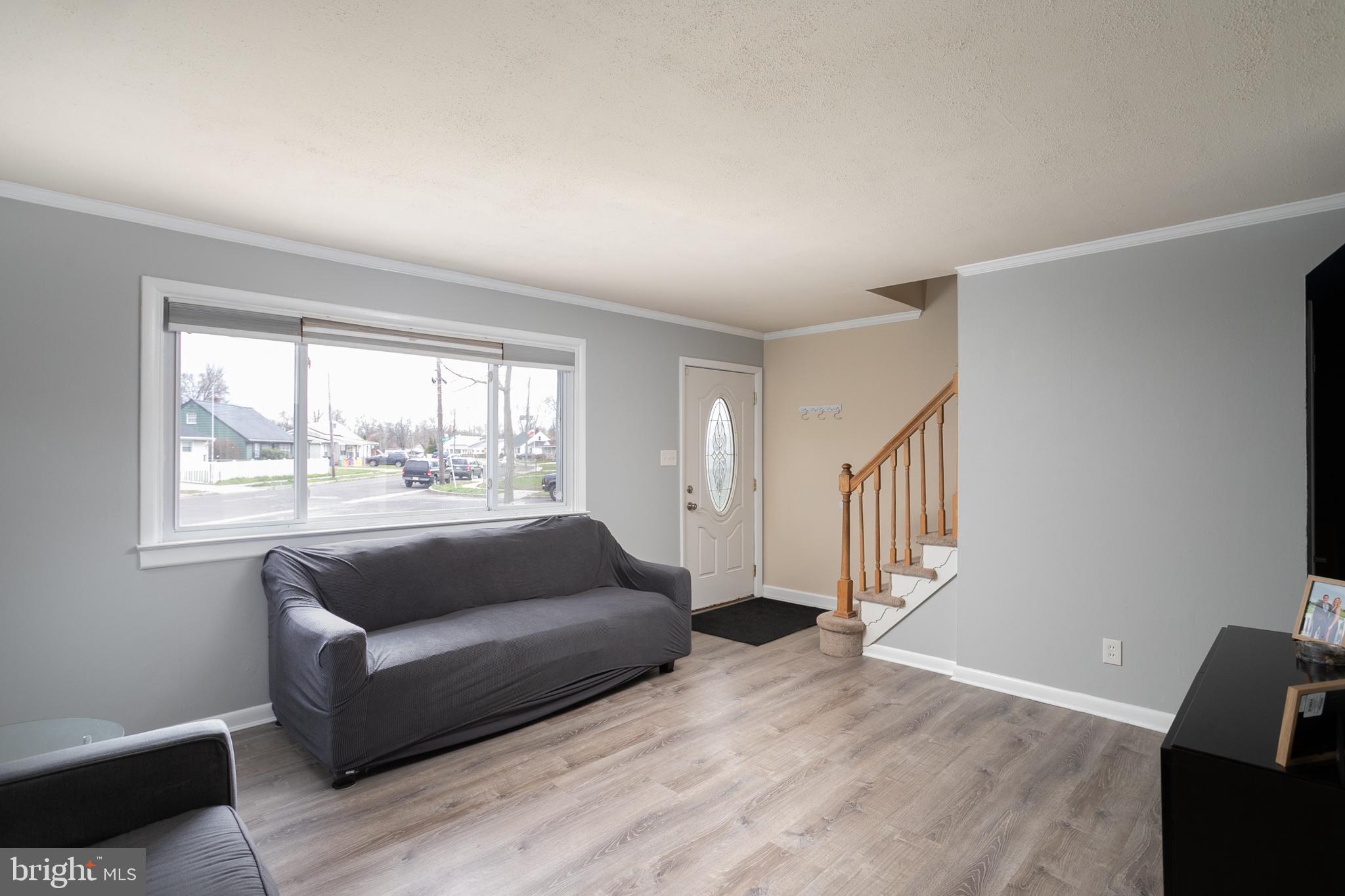 915 Allison Road Burlington, NJ 08016 - Photo 5 of 30 Gallery Image 5