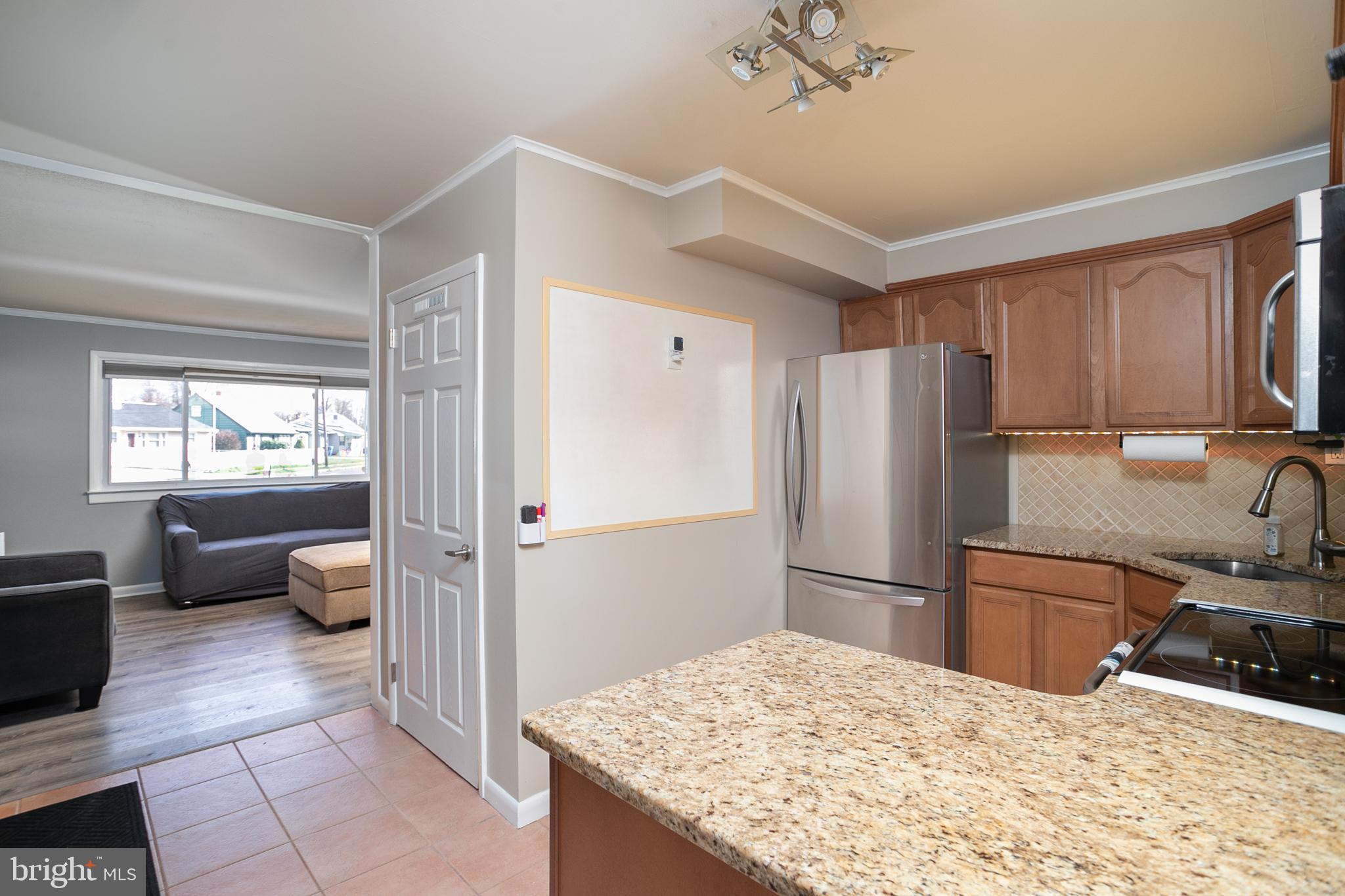 915 Allison Road Burlington, NJ 08016 - Photo 10 of 30 Gallery Image 10